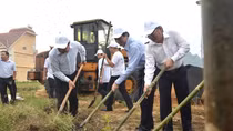 Hơn 3.000 người tham gia làm sạch môi trường chào đón Tuần lễ Cấp cao APEC