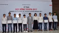 Toyota trao học bổng năm 2017 cho sinh viên miền Trung