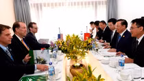 Bộ trưởng Bộ Tài chính Đinh Tiến Dũng tiếp Thứ trưởng Bộ Tài chính Hoa Kỳ 
