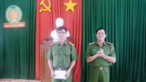 Thưởng nóng Công an huyện Đắk Mil triệt phá băng cướp nguy hiểm
