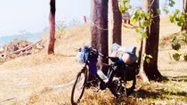 Cung đường xa và trang sách mở
