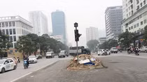 Xén dải phân cách đường Nguyễn Chí Thanh: Bài học về tầm nhìn...