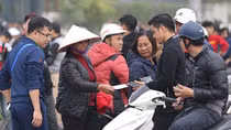 Vé chợ đen trận Việt Nam - Indonesia lên 2 triệu/cặp khi vừa "ra lò"