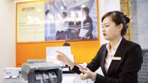 Hỗ trợ ổn định lãi suất, đảm bảo lợi nhuận ngân hàng