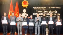 Hội Nhà báo Việt Nam tặng quà Tết ở Hải Phòng