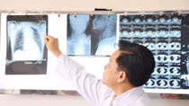 7 giờ "cân não" cứu sống nạn nhân bị đạn hoa cải bắn thủng ngực