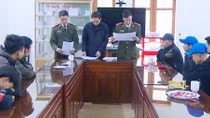 Tạm giam đối tượng “Tổ chức, môi giới cho người khác trốn đi nước ngoài trái phép”