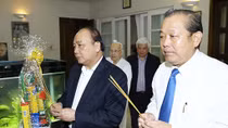 Dâng hương tưởng nhớ Tổng Bí thư Nguyễn Văn Linh, Thủ tướng Phạm Văn Đồng