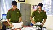 Nhóm đối tượng "liên kết" làm giả hồ sơ rút tiền ngân sách