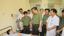 Bộ trưởng Tô Lâm thăm, tặng quà nhân Ngày Thương binh, liệt sĩ