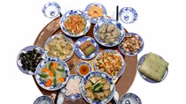 Mâm cỗ Tết xưa và nay 