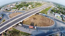 Nhiều dự án đội vốn, chậm tiến độ nhưng không ai bị xử lý