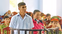  12 năm tù cho đôi tình nhân trộm bò để xẻ thịt bán