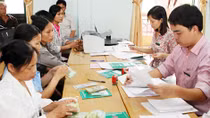 Tăng cường cho vay các chương trình giảm nghèo