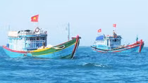 Hỗ trợ kinh phí mua bảo hiểm cho các tàu khai thác hải sản xa bờ