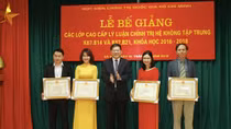 Bế giảng Lớp cao cấp lý luận chính trị hệ không tập trung