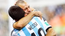 Thương cho Lionel Messi