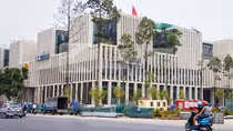 “Nền cũ, lâu đài” và xúc cảm 15 năm phóng viên nghị trường