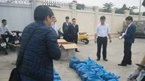 Phát hiện gần 70kg lá khô nghi là lá Khát