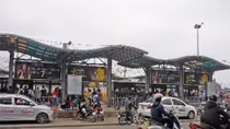 Tìm nhân chứng vụ TNGT ở cổng chợ Long Biên