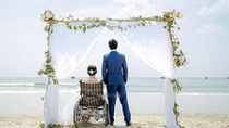 Kỳ 2: Mẹ đã sống một cuộc đời lộng lẫy