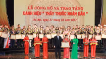 Tôn vinh sự hy sinh cao cả và thầm lặng của người thầy thuốc