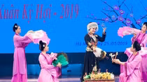 Đẩy mạnh xã hội hóa sân khấu: Lo ngại mất bản sắc, nghiệp dư hóa nghệ thuật