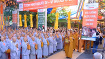 Gần 10.000 người tham gia Đại lễ cầu siêu nạn nhân TNGT