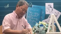 Một bóng hồng lãng đãng trong hai ca khúc nổi tiếng