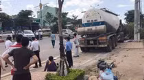 Xe bồn “điên” húc ô tô 4 chỗ gây tai nạn liên hoàn 