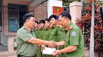 Thứ trưởng Bùi Văn Thành đến thăm và trao tặng hơn 2 tỷ đồng tại Khánh Hòa