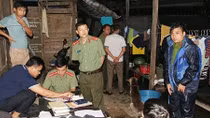 Bài 1: Kẻ xấu tìm đủ cách dụ người đi theo đạo lạ