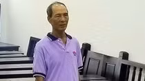 “Mẹ mìn” lĩnh 8 năm tù vì bán hai cô gái sang biên giới