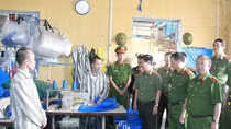 Thứ trưởng Nguyễn Văn Sơn làm việc tại Trại giam Hồng Ca