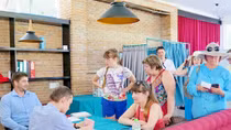 Công dân Nga bỏ phiếu bầu cử Tổng thống tại TP Nha Trang