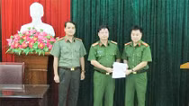 Thưởng nóng 50 triệu đồng cho đơn vị lập công xuất sắc