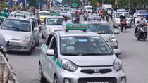 Nhiều doanh nghiệp taxi muốn hoạt động như xe công nghệ
