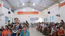 Đối thoại với 700 phụ nữ về bảo hiểm y tế