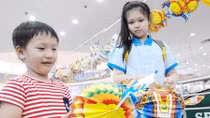 Bánh Trung thu, lồng đèn vào siêu thị phải có chứng nhận an toàn