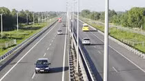 Đang tính đến huy động các nguồn vốn nhàn rỗi trong dân cho cao tốc Bắc - Nam