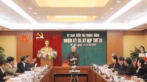 Uy nghiêm kiểm tra, lòng tin dân chúng