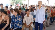 Lãnh đạo TP Đà Nẵng đối thoại với người dân khu vực bãi rác Khánh Sơn