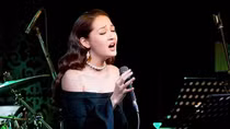 Mặc mưa bão, khản giả vẫn đến đông kín đêm nhạc của Bảo Anh &amp; Mr.Siro