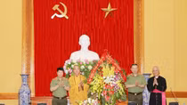 Đại diện các tổ chức tôn giáo tại Việt Nam thăm, chúc mừng lực lượng CAND
