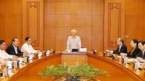 Anh hùng đoán giữa trần ai