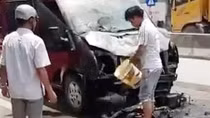 Đi ăn giỗ, hai vợ chồng bị xe khách tông chết thảm