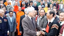 Tổng Bí thư, Chủ tịch nước Nguyễn Phú Trọng gặp mặt các già làng, trưởng bản tiêu biểu