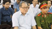 Vắng mặt nhiều người liên quan vụ "đại án gây thiệt hại trên 9.000 tỷ đồng"