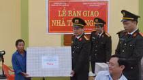 Bàn giao 2 ngôi nhà tình nghĩa tại huyện Anh Sơn