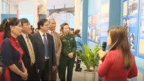 Khai mạc triển lãm "Chủ tịch Hồ Chí Minh – Hành trình kháng chiến chống thực dân Pháp xâm lược"